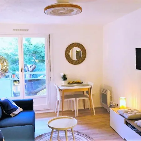 Bormes-les-mimosas, 2 Pieces, 4 Personnes - Fr-1-251-488 * Bormes-les-Mimosas
